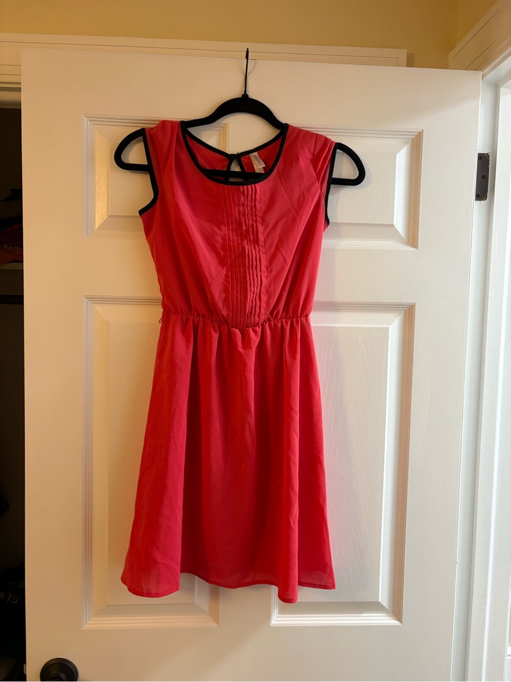 Xhilaration Bright Pink Sleeveless Dress with Black Trim